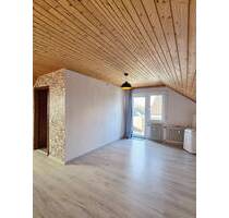 Hübsche 2-Zimmer-Wohnung mit Balkon in MA-Seckenheim! Einzugsbereit & mit Bonbon! - Mannheim