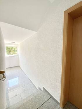 der Zugang zur Wohnung...... I.OG links - 