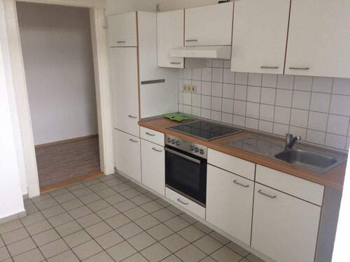 Küche mit Einbauküche - 