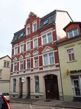 01 Außenansicht.jpg - W0270 - Dachgeschosswohnung mit schönem Ausblick