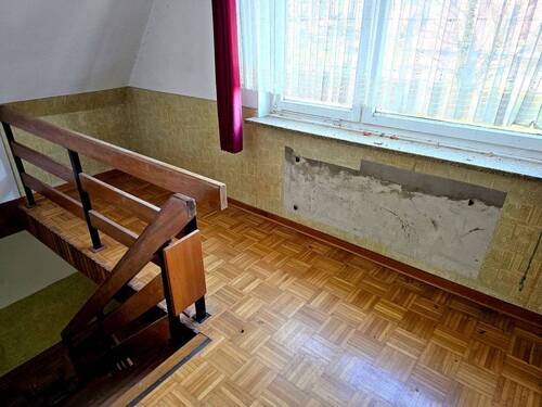 Obergeschoss unrenoviert - 