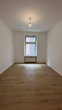 Zimmer 3 (Kind/Büro) - 4 Zimmer Etagenwohnung in Wuppertal