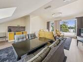 Dachgeschoss mit Terrasse und Seeblick - 