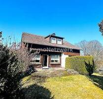 *Charmantes Einfamilienhaus mit Potenzial - Balkon, Terrasse und Garten in ruhiger Lage* - Hof Innenstadt