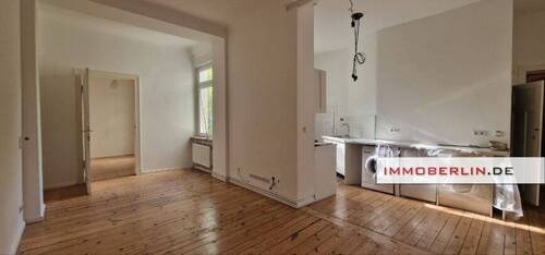 2 - 2 Zimmer Etagenwohnung in Berlin