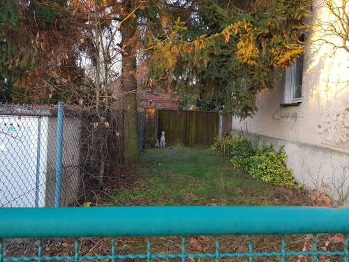 Trafo links der Einfahrt - Grundstück in Wandlitz OT Schönerlinde