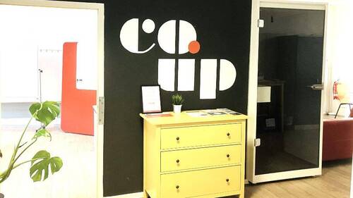 Telefonkabine - Büro mit 4,00 m&sup2; in Berlin zur Miete