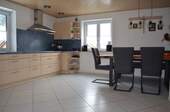 Küche / Esszimmer OG - 7 Zimmer Einfamilienhaus in Finning