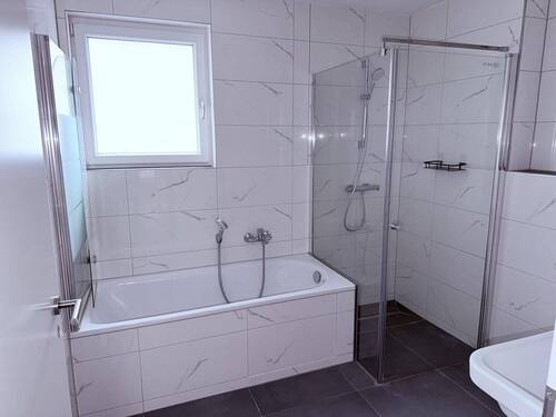 Bad im Obergeschoss - 