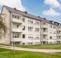 Helle 3-Zimmer-Wohnung mit Südbalkon, Gemeinschaftsgarten und Garage in ruhiger Lage - Schmatzin Schlatkow