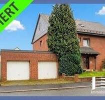 *** RESERVIERT *** Freistehendes 3-Familienhaus mit 3 Garagen *** PROVISIONSFREI *** - Kamen Südkamen