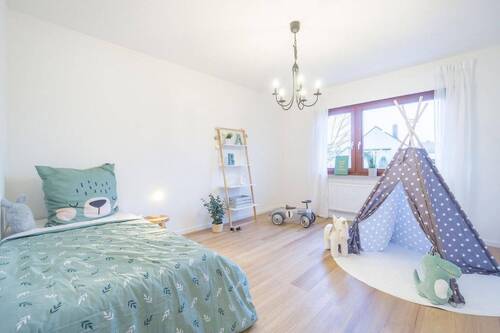 Kinderzimmer - 6 Zimmer Reihenmittelhaus zum Kaufen in Nürnberg