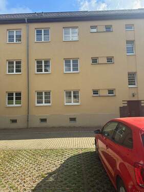 Fassade - 3 Zimmer Etagenwohnung zum Kaufen in Plauen