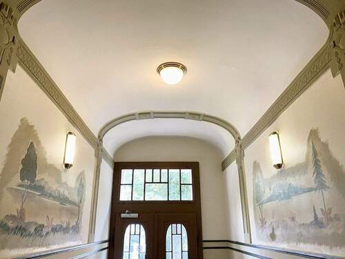 Hauseingangsbereich - Etagenwohnung mit 57,00 m&sup2; in Chemnitz zum Kaufen