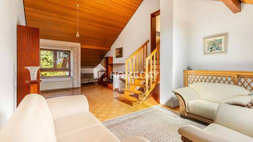 1. OG Wohnzimmer 2 - 