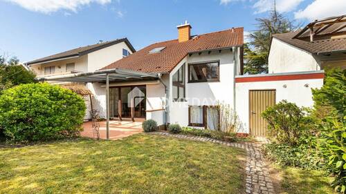 Außenansicht 1 - Einfamilienhaus mit ELW, Garten, Kamin und Modernisierung 2016 in gefragter Lage von Mutterstadt