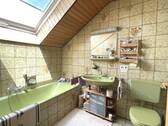 Bad OG mit Wanne - 