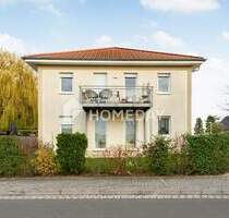 Gut vermietetes KfW-60-Zweifamilienhaus in Zwenkau - 2 Stellplätze und großzügiges Grundstück