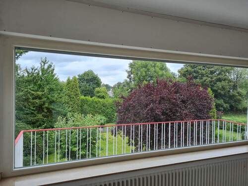 Ausblick Wohnzimmer 1. OG links - 