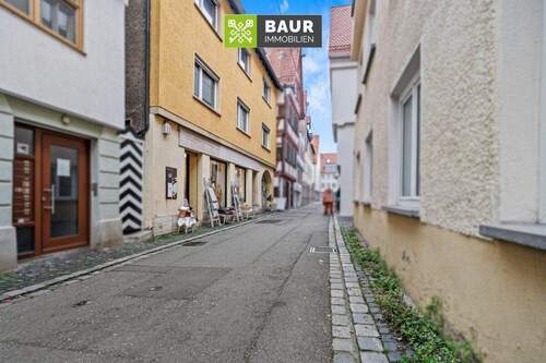 Straßenansicht - 1 Zimmer Mehrfamilienhaus, Wohnhaus zum Kaufen in Ulm
