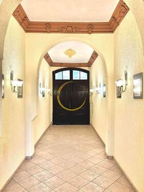 Eingangsbereich Treppenhaus - 