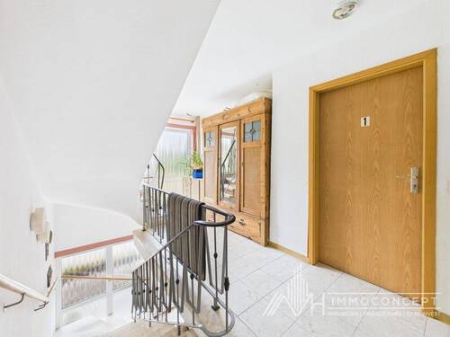 CAM04062G0-PR0038-STILL017 - 