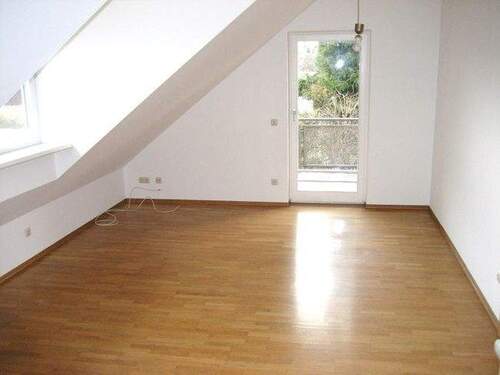 Wohnbereich - 2 Zimmer Etagenwohnung zum Kaufen in Schondorf