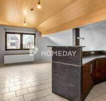 Ruhige Drei-Zimmer-Dachgeschosswohnung in Otterstadt, kernsaniert und sofort bezugsfrei