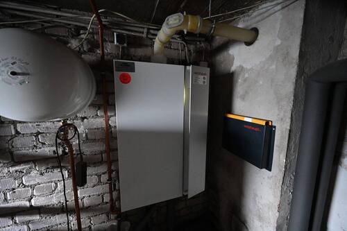 Neuwertige Gasbrennwerttherme - 