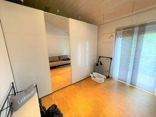 Kinder- Ankleidezimmer (2) - 