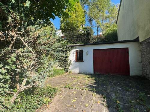 Garage - 