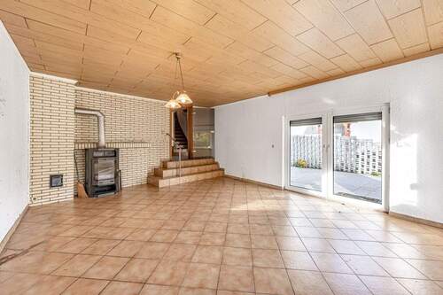 Großzügiger Wohnbereich mit Kamin - Doppelhaushälfte mit 110,00 m&sup2; in Bochum zum Kaufen