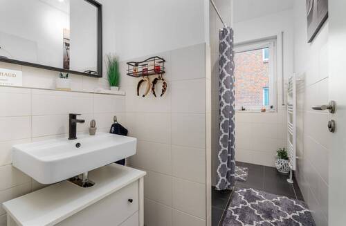 Badezimmer Erdgeschoss - 