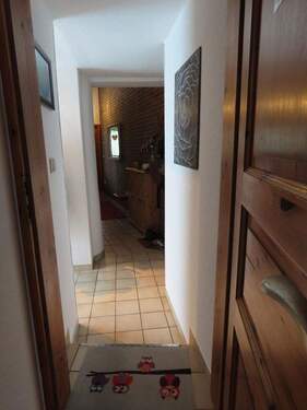 EG Blick in Wohnungseingang - Mehrfamilienhaus, Wohnhaus mit 219,00 m² in Mönchengladbach zum Kaufen