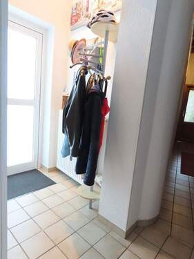 EG Anbau Flur mit Hofausgang - 