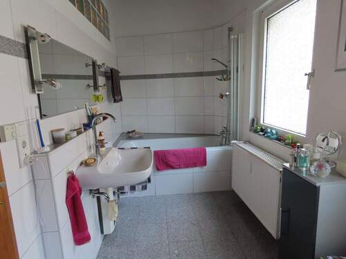 EG Anbau Bad a - 