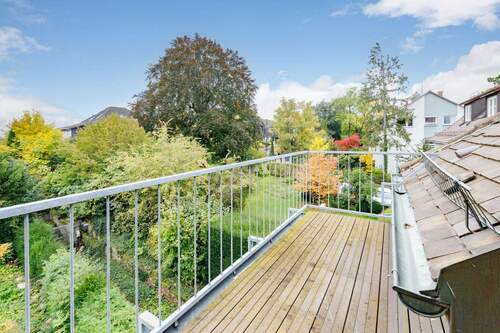 Balkon - Mehrfamilienhaus, Wohnhaus mit 305,00 m&sup2; in Stuttgart zum Kaufen