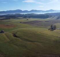 Großes, landwirtschaftliches Grundstück mit vielseitigen Nutzungsmöglichkeiten in Traumlage! - Antdorf