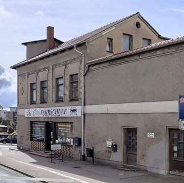 Straßenansicht - 1 Zimmer Mehrfamilienhaus, Wohnhaus in Waren