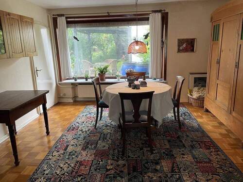 EG Esszimmer mit Gartenfenster - 