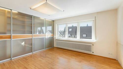 1. OG Schlafzimmer 2 1 - 