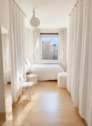 Schlafzimmer - 3 Zimmer Etagenwohnung zum Kaufen in Berlin