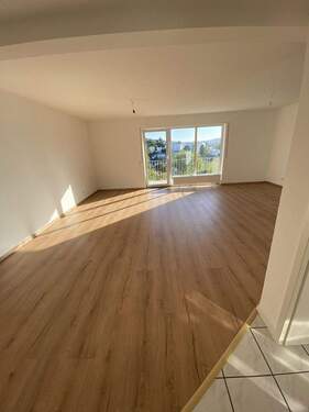 Wohn-/Essbereich - 3 Zimmer Etagenwohnung zum Kaufen in Konz