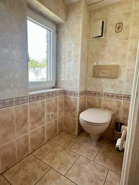 WC halbe Treppe - 