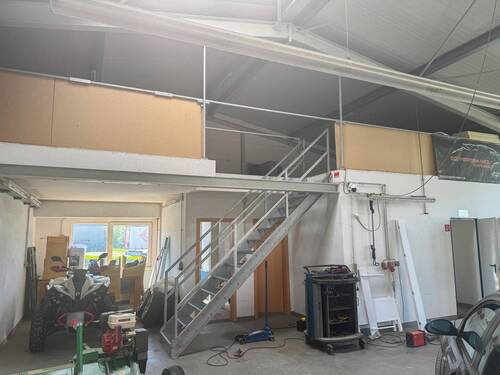 Empore - Halle in Windeck zur Miete