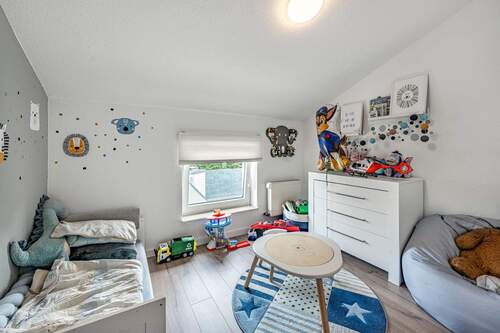 Kleines Schlafzimmer/ Kinderzimmer - Etagenwohnung mit 80,00 m² in Bochum zum Kaufen