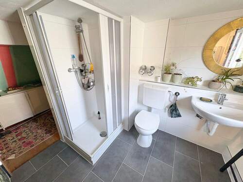 Badezimmer Ansicht 1 - 