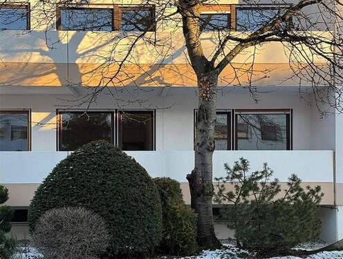 Außenansicht - Solide Zwei-Zimmer-Wohnung im Münchner Westen provisionsfrei, ohne Makler!