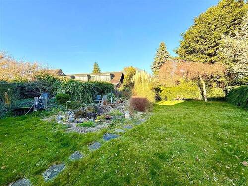 idylischer Garten - Mehrfamilienhaus, Wohnhaus in Neuss zum Kaufen