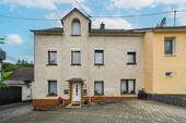 Außen hinten - 6 Zimmer Reihenendhaus in Maring-Noviand